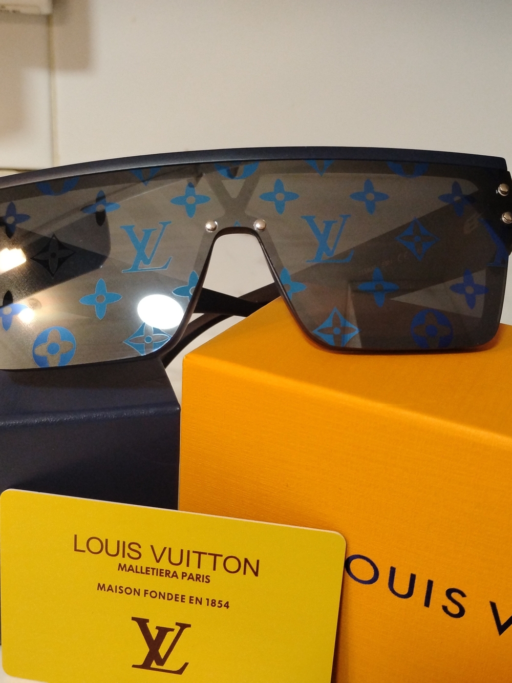 Louis Vuitton Men’s Shield Sunglasses in Black with Blue Monogram